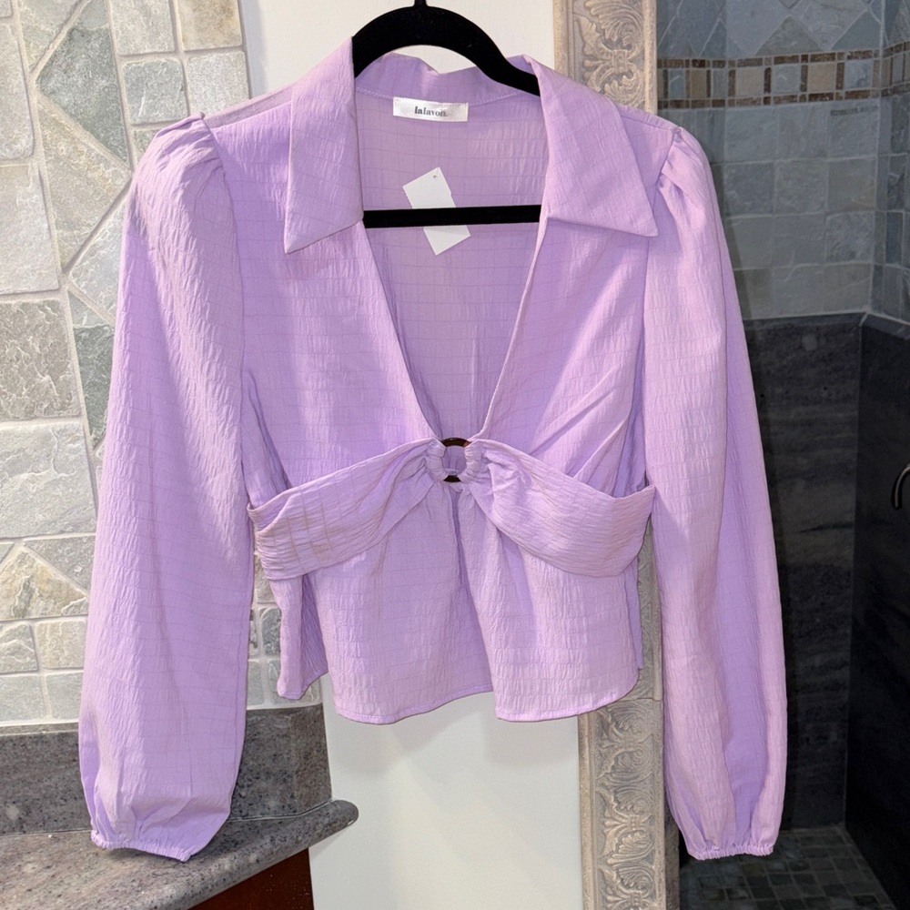 Lavender Women's Top with O Ring Detail